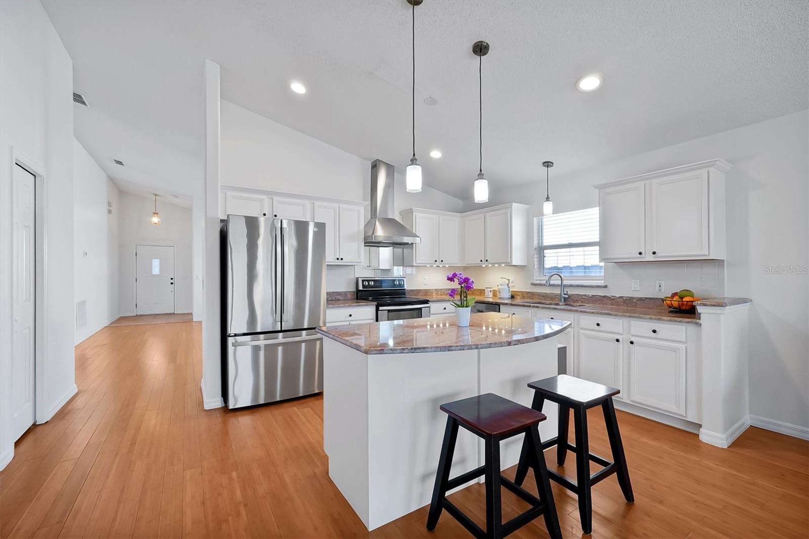 CAMERON GROVE - Residential