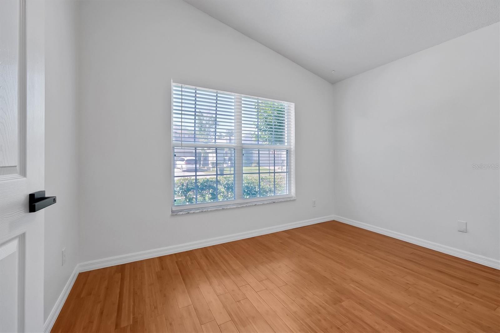 CAMERON GROVE - Residential