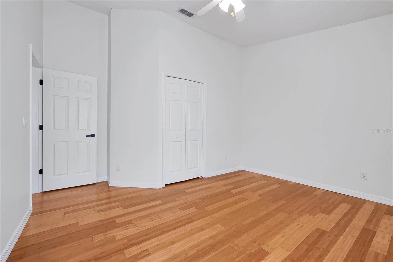 CAMERON GROVE - Residential