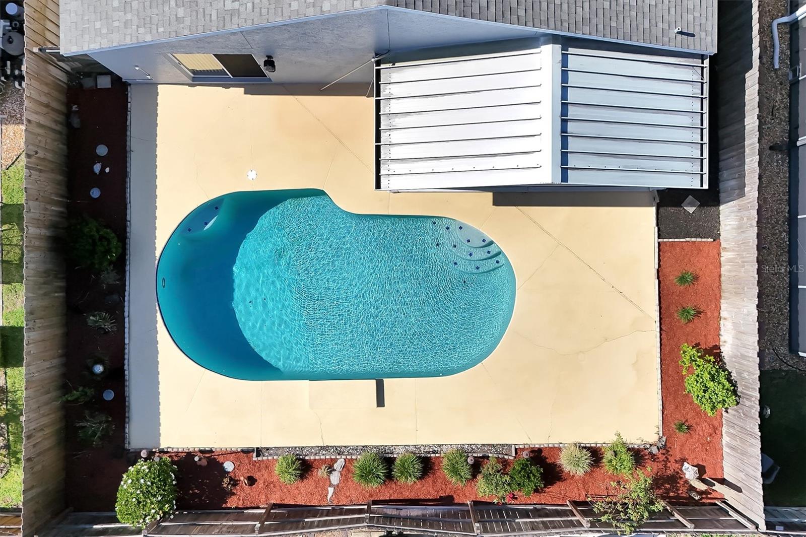 CAMERON GROVE - Residential