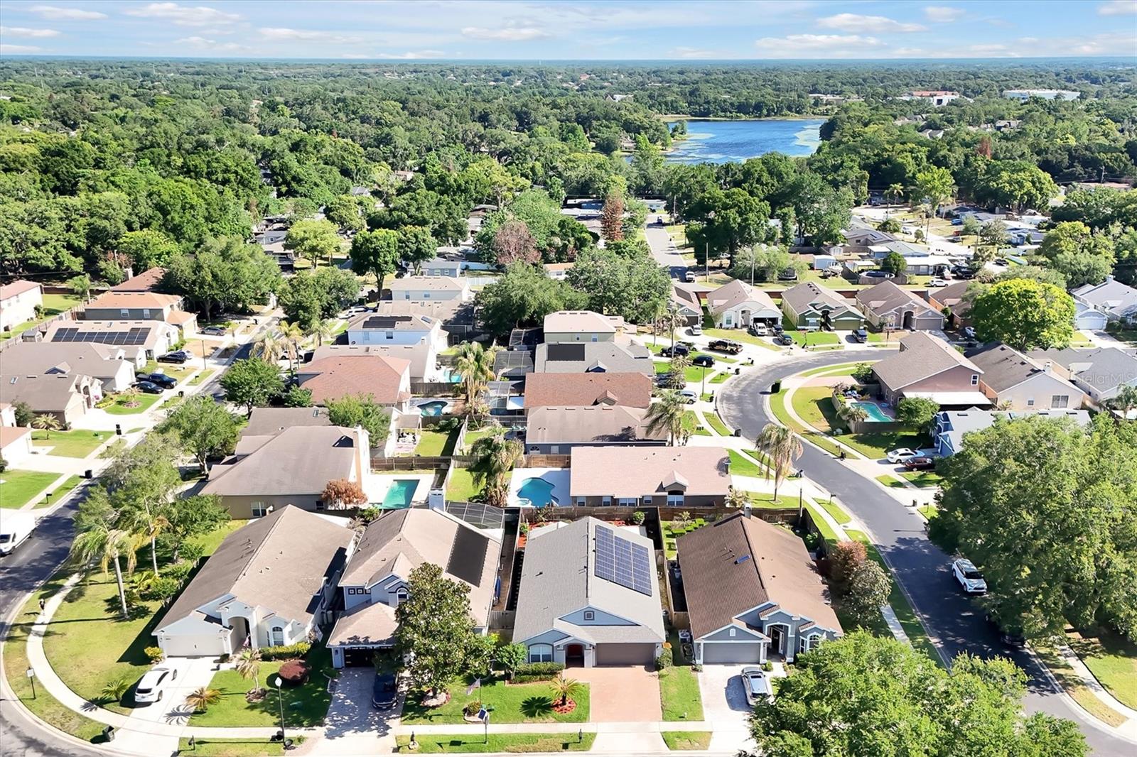 CAMERON GROVE - Residential