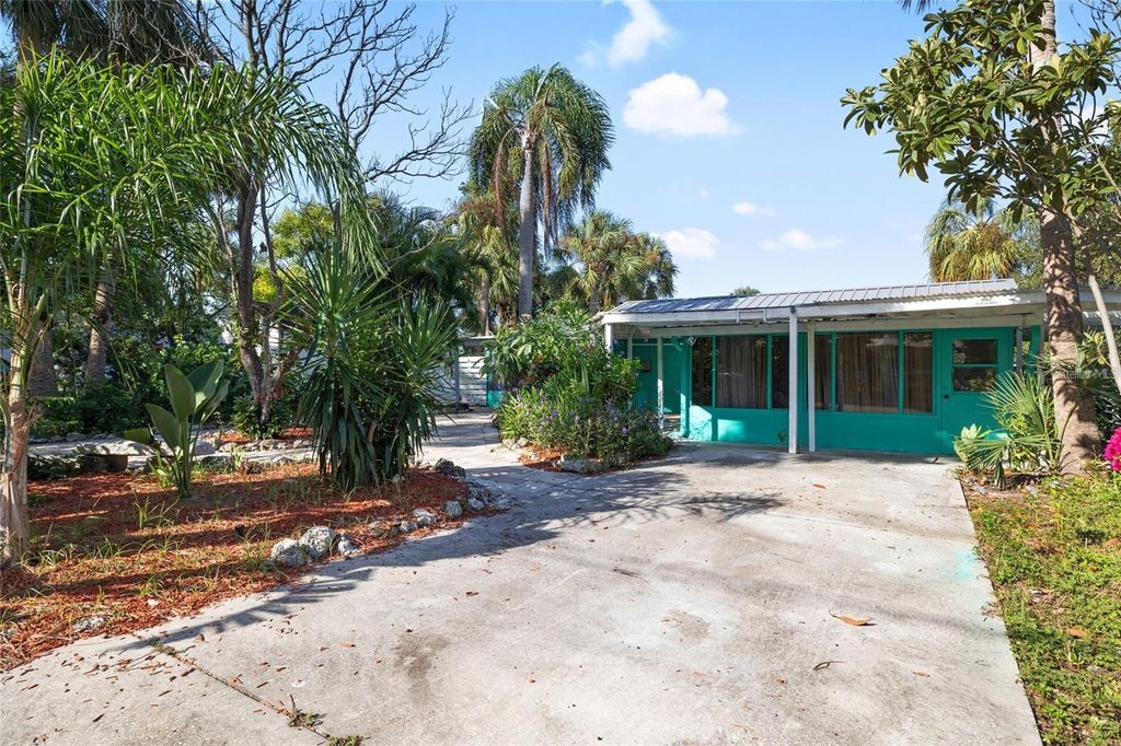 Photo of 8825 Oak Street, Riverview, FL 33578 (MLS # TB8491605)