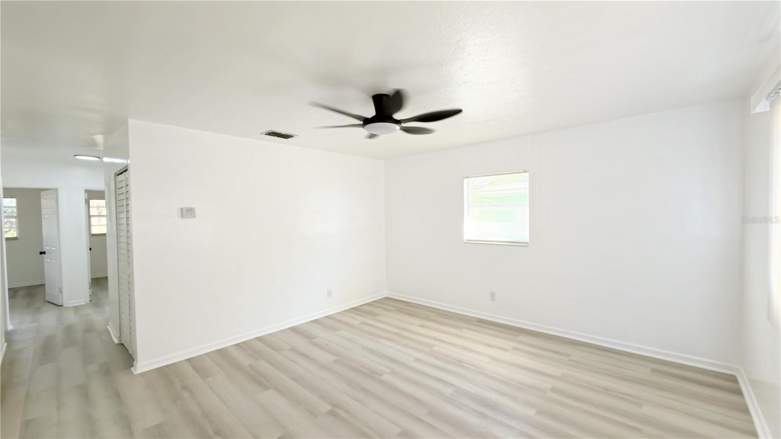 3914 E CHELSEA STREET