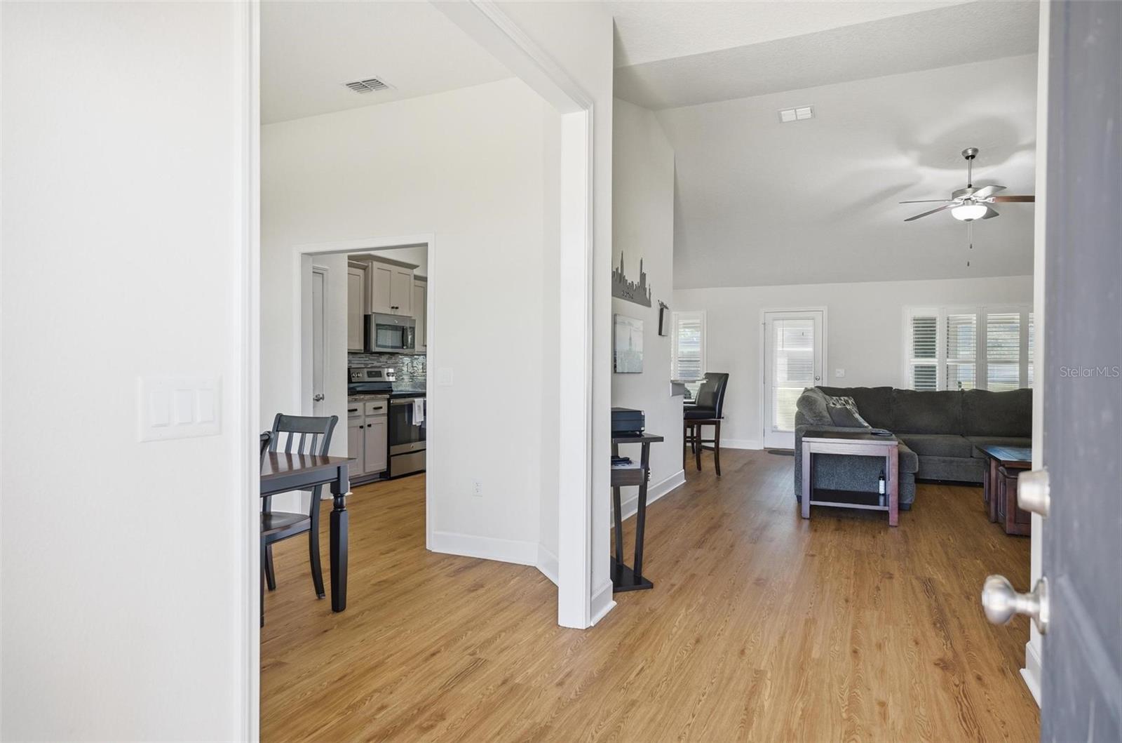 EAGLE LAKES - Residential