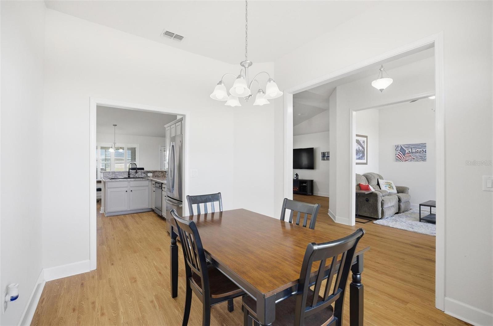 EAGLE LAKES - Residential