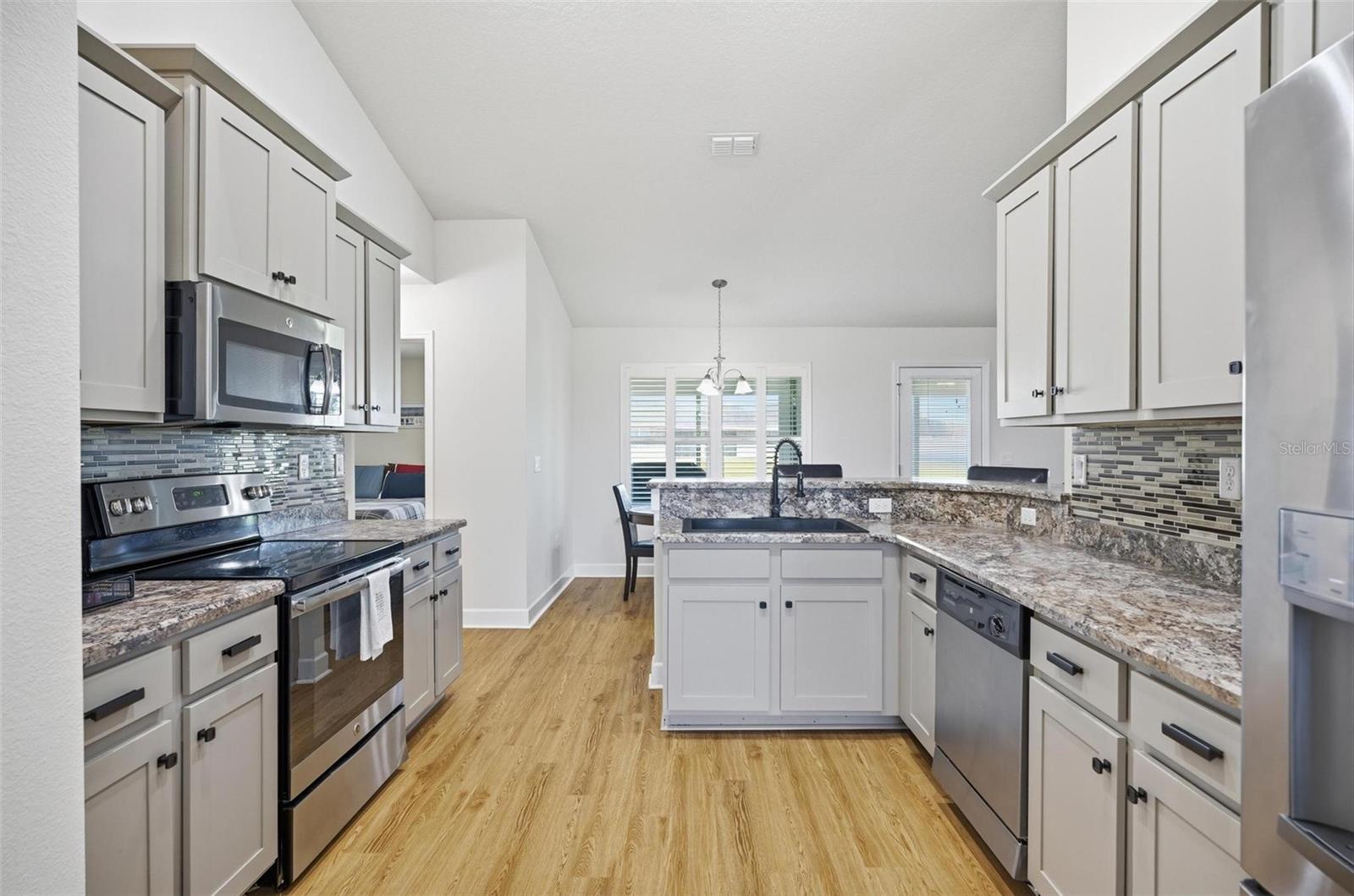 EAGLE LAKES - Residential