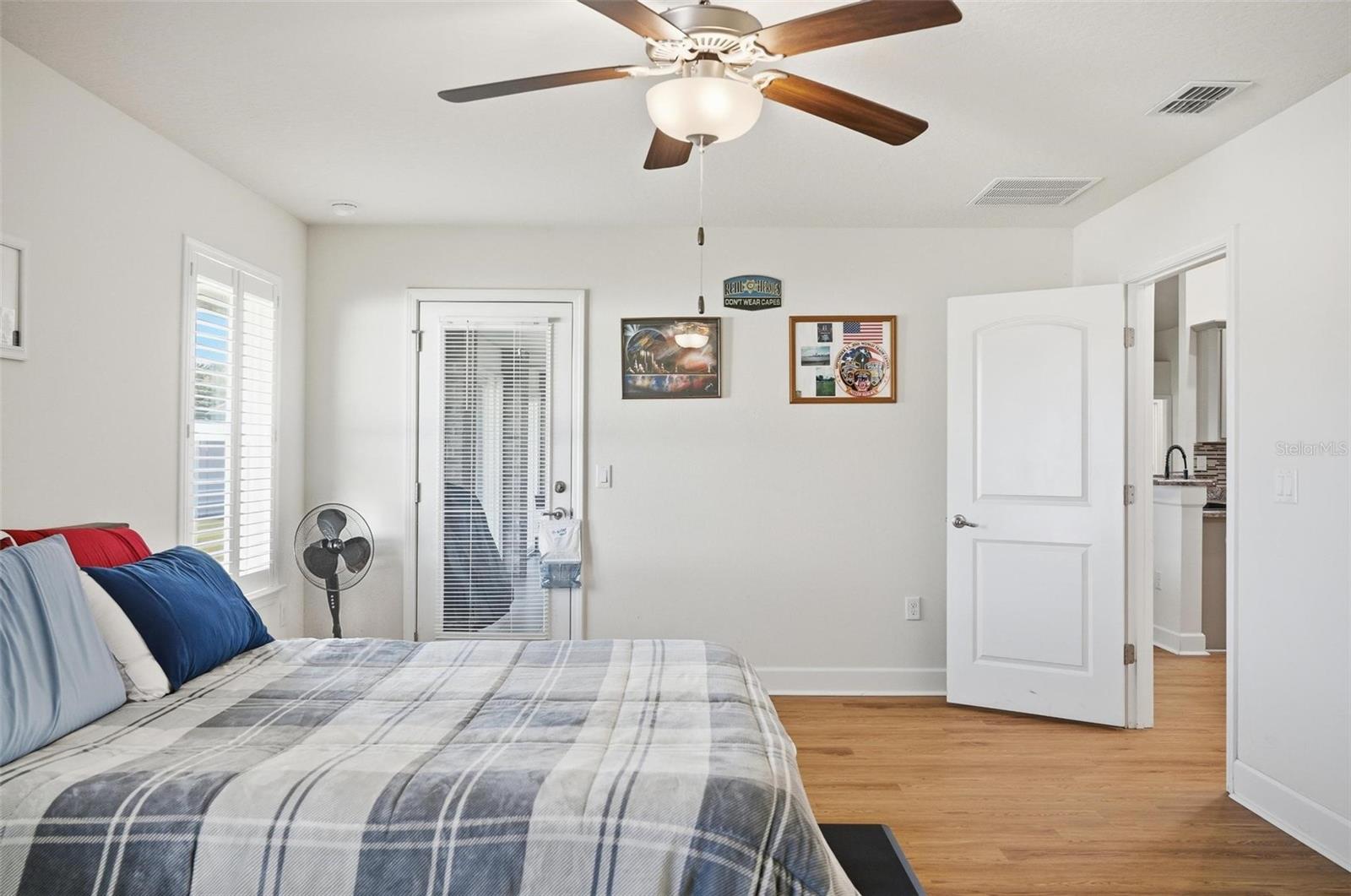 EAGLE LAKES - Residential