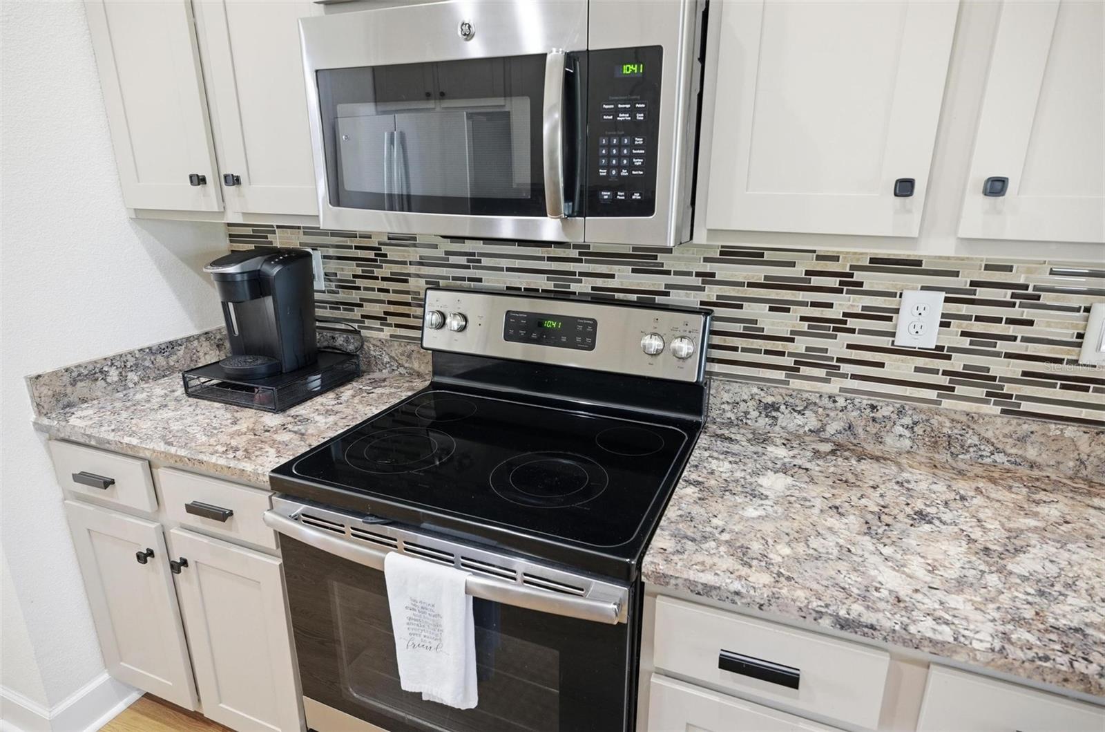 EAGLE LAKES - Residential