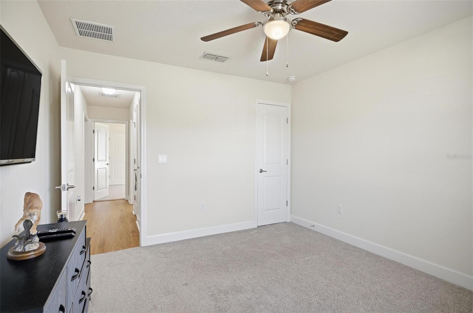 EAGLE LAKES - Residential