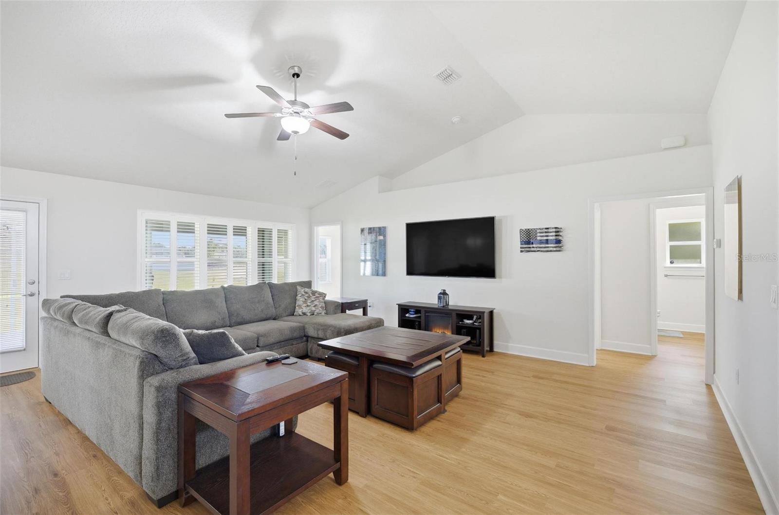 EAGLE LAKES - Residential