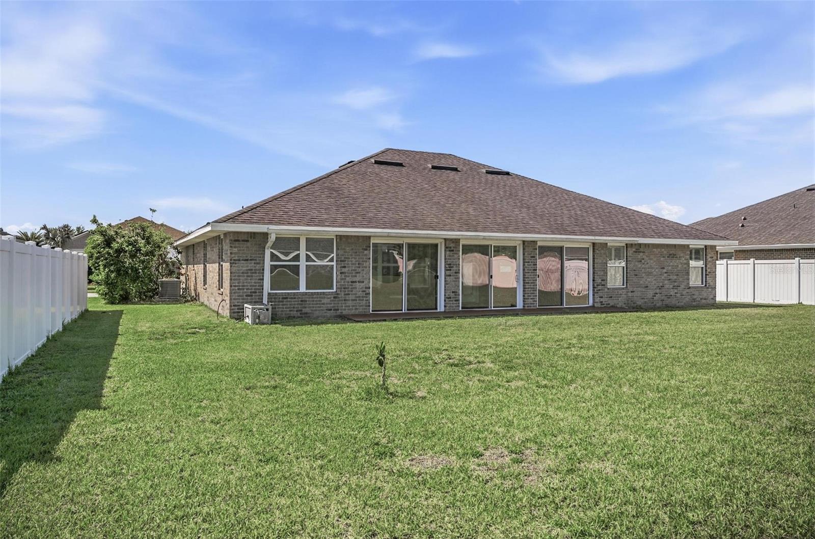 EAGLE LAKES - Residential