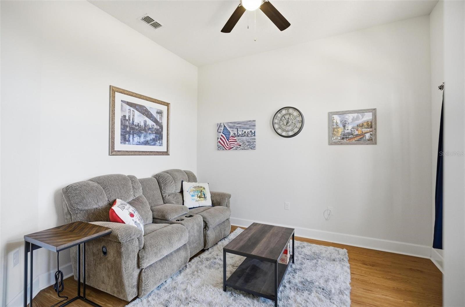 EAGLE LAKES - Residential