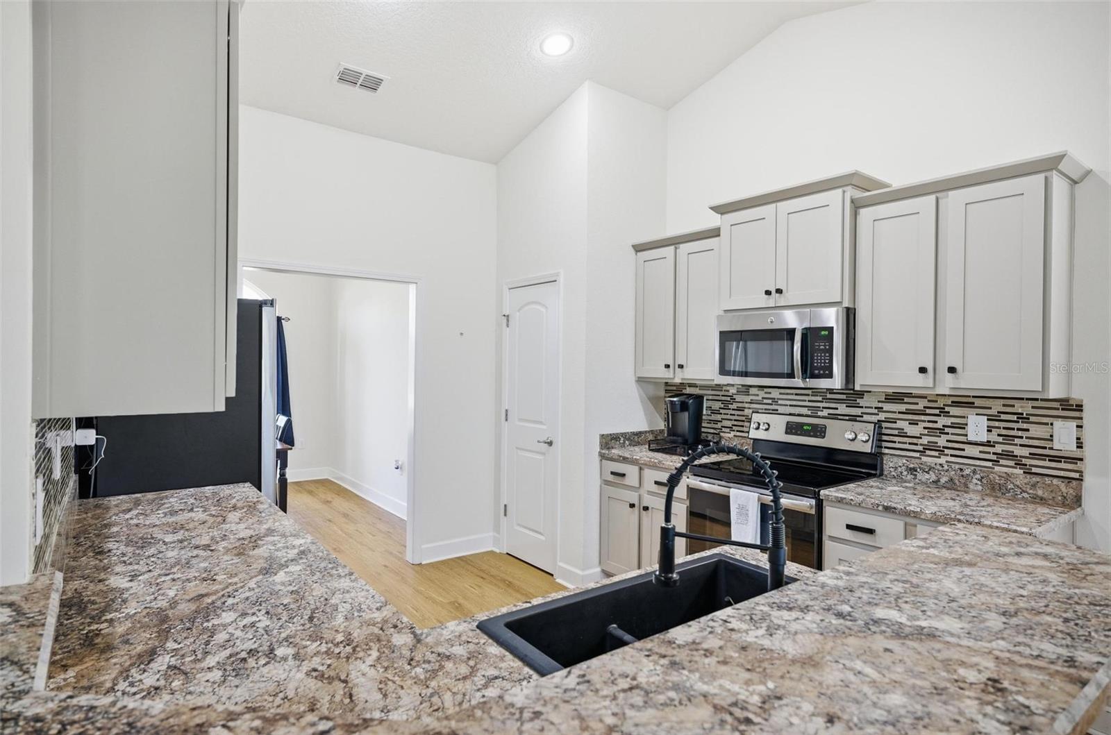 EAGLE LAKES - Residential