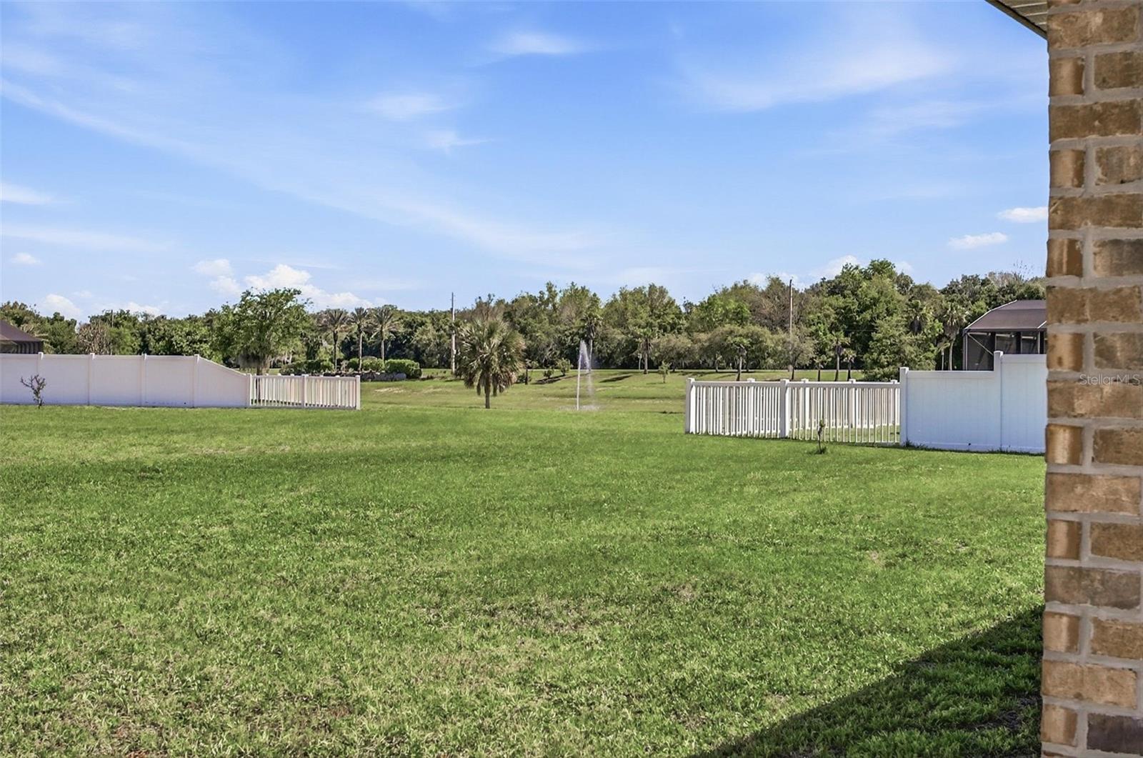 EAGLE LAKES - Residential