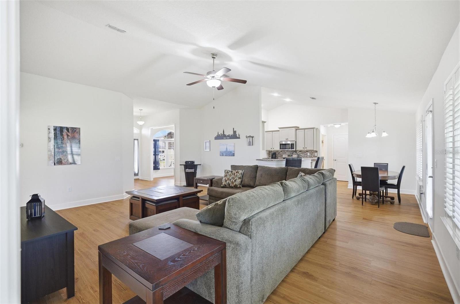 EAGLE LAKES - Residential