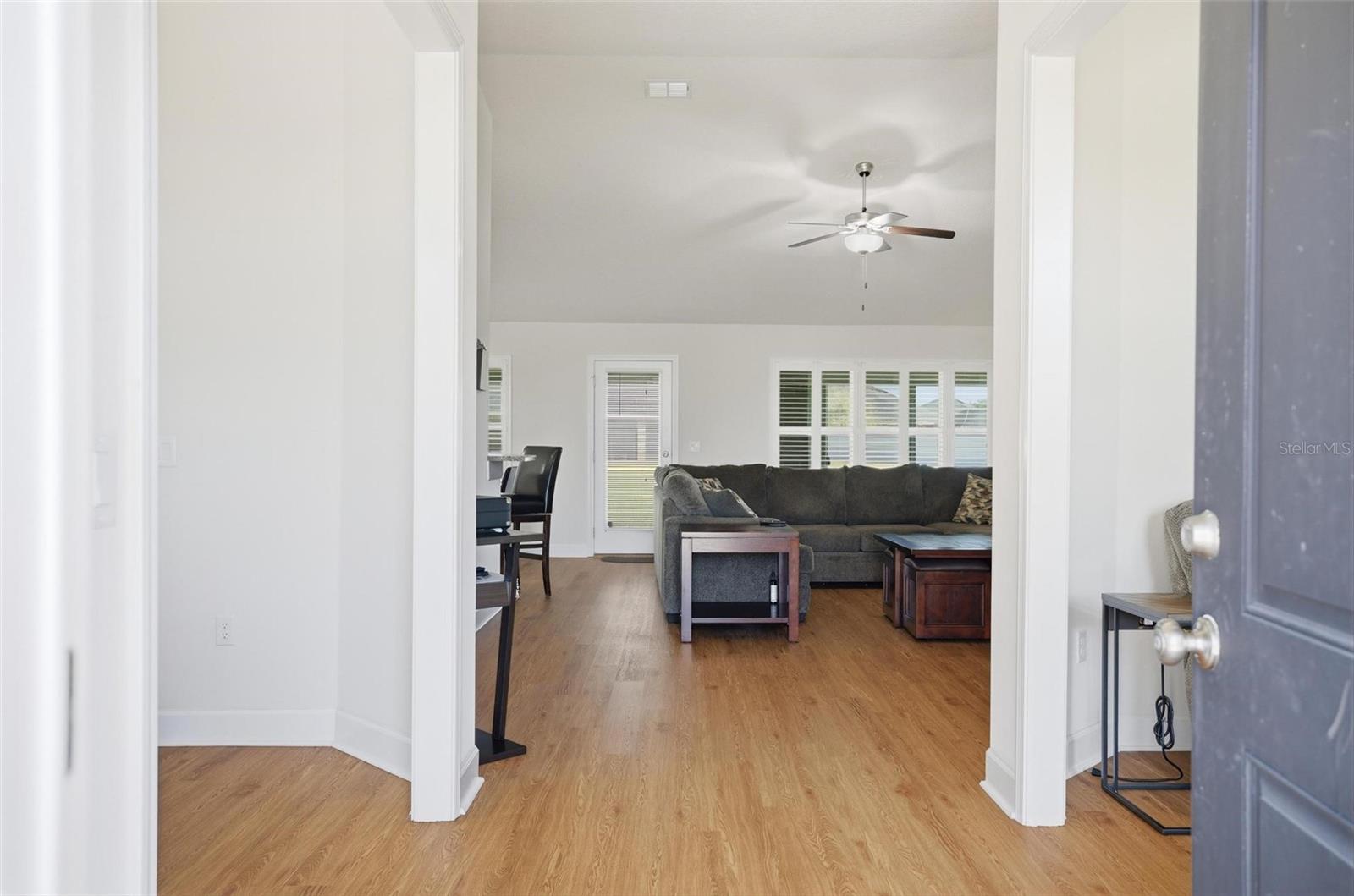 EAGLE LAKES - Residential