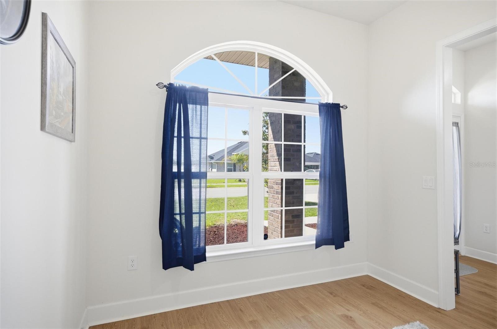 EAGLE LAKES - Residential