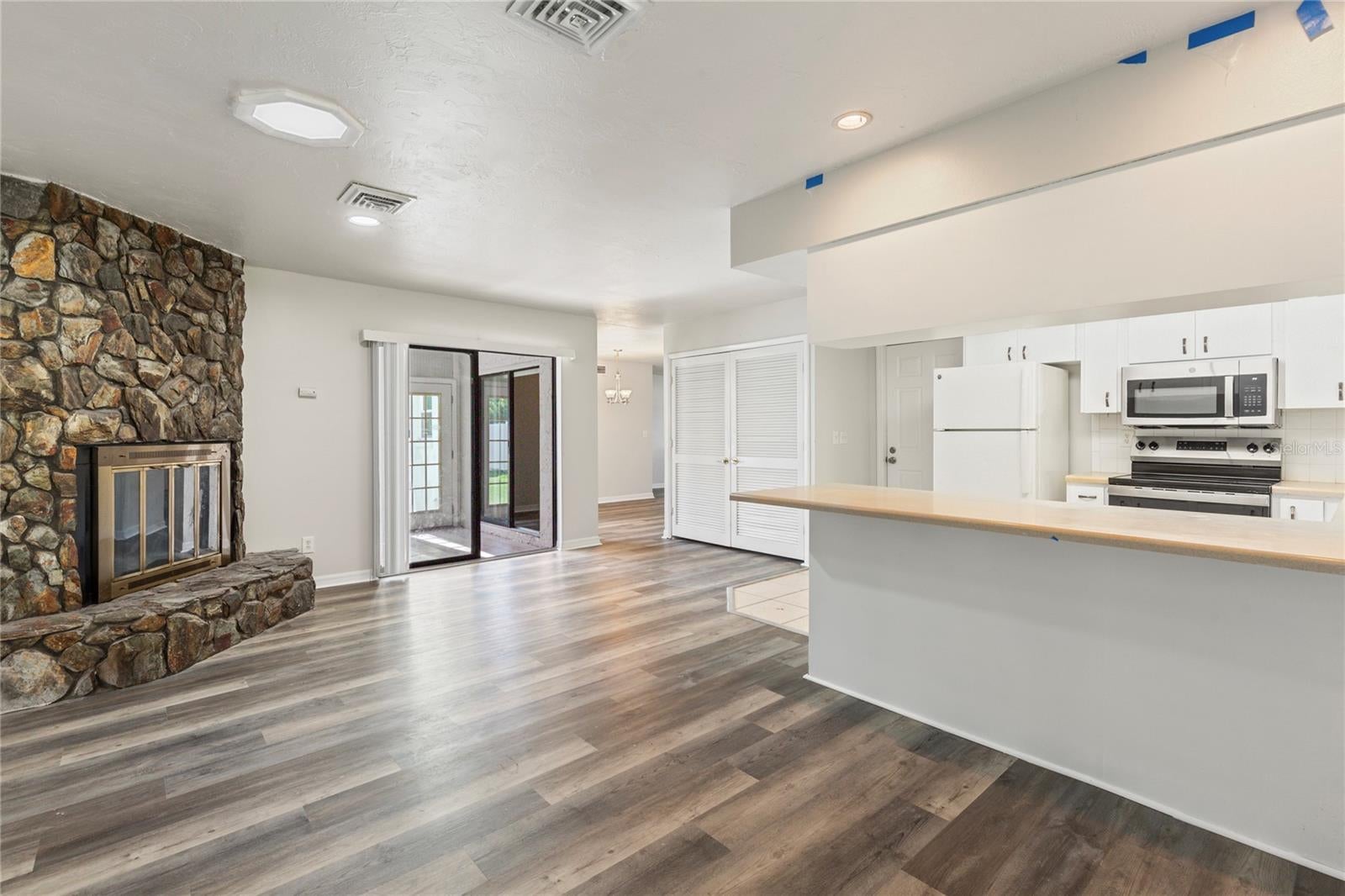 1704 54TH STREET COURT W