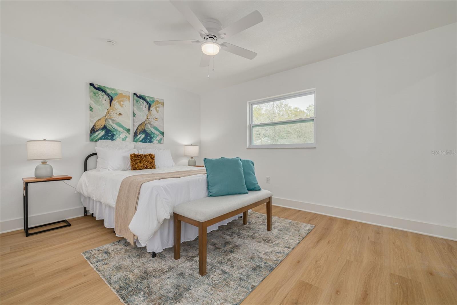 BONNIE BAY COUNTRY CLUB ESTATES PH 6 - Residential