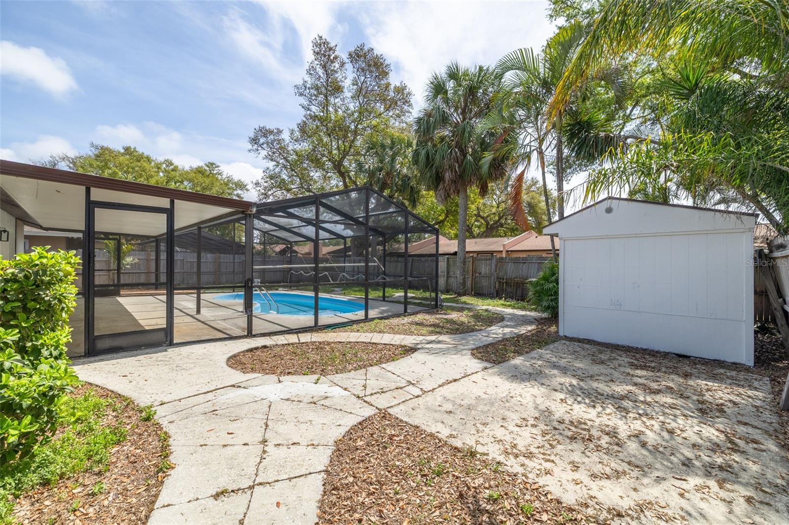 BONNIE BAY COUNTRY CLUB ESTATES PH 6 - Residential