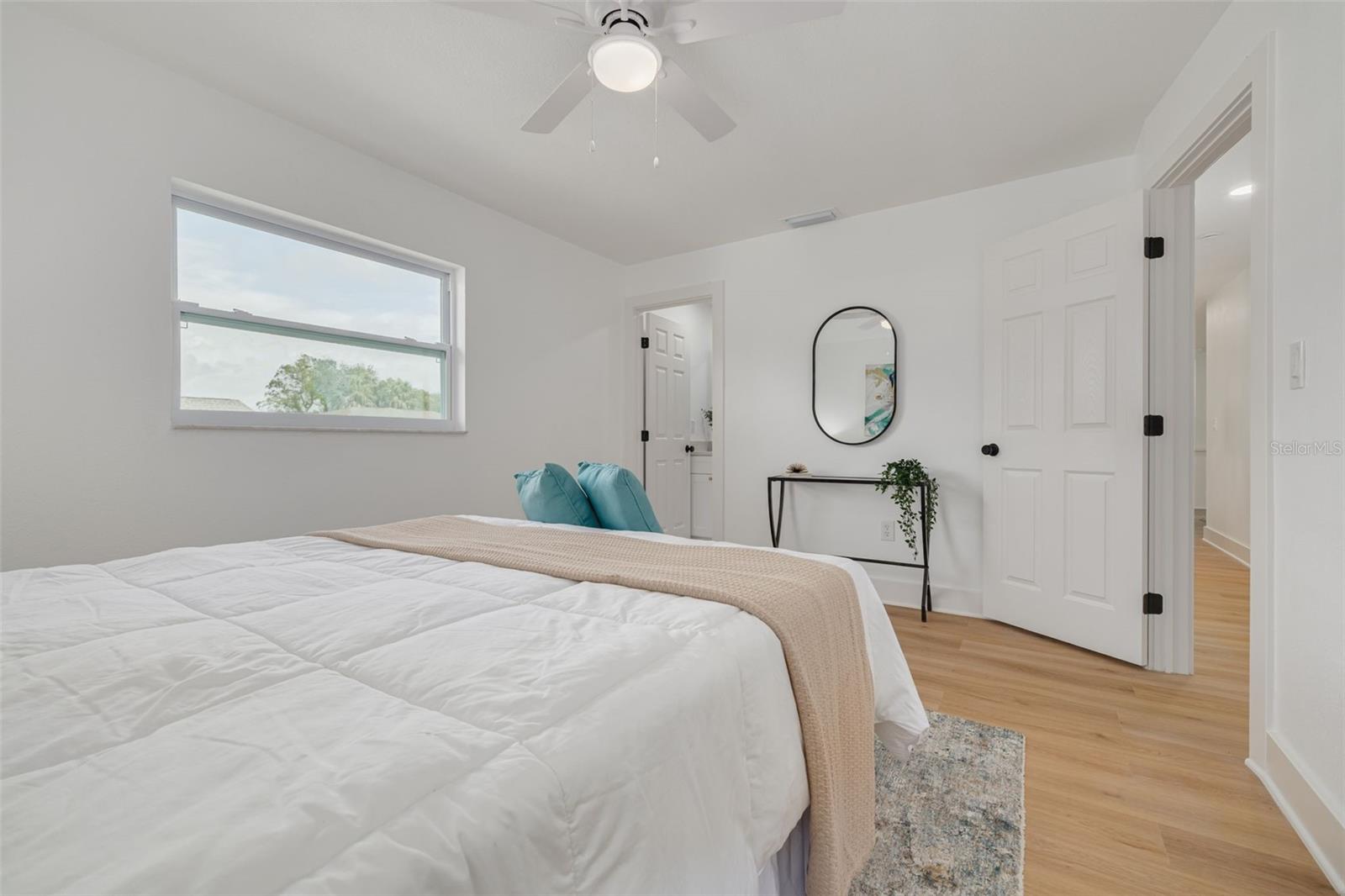 BONNIE BAY COUNTRY CLUB ESTATES PH 6 - Residential