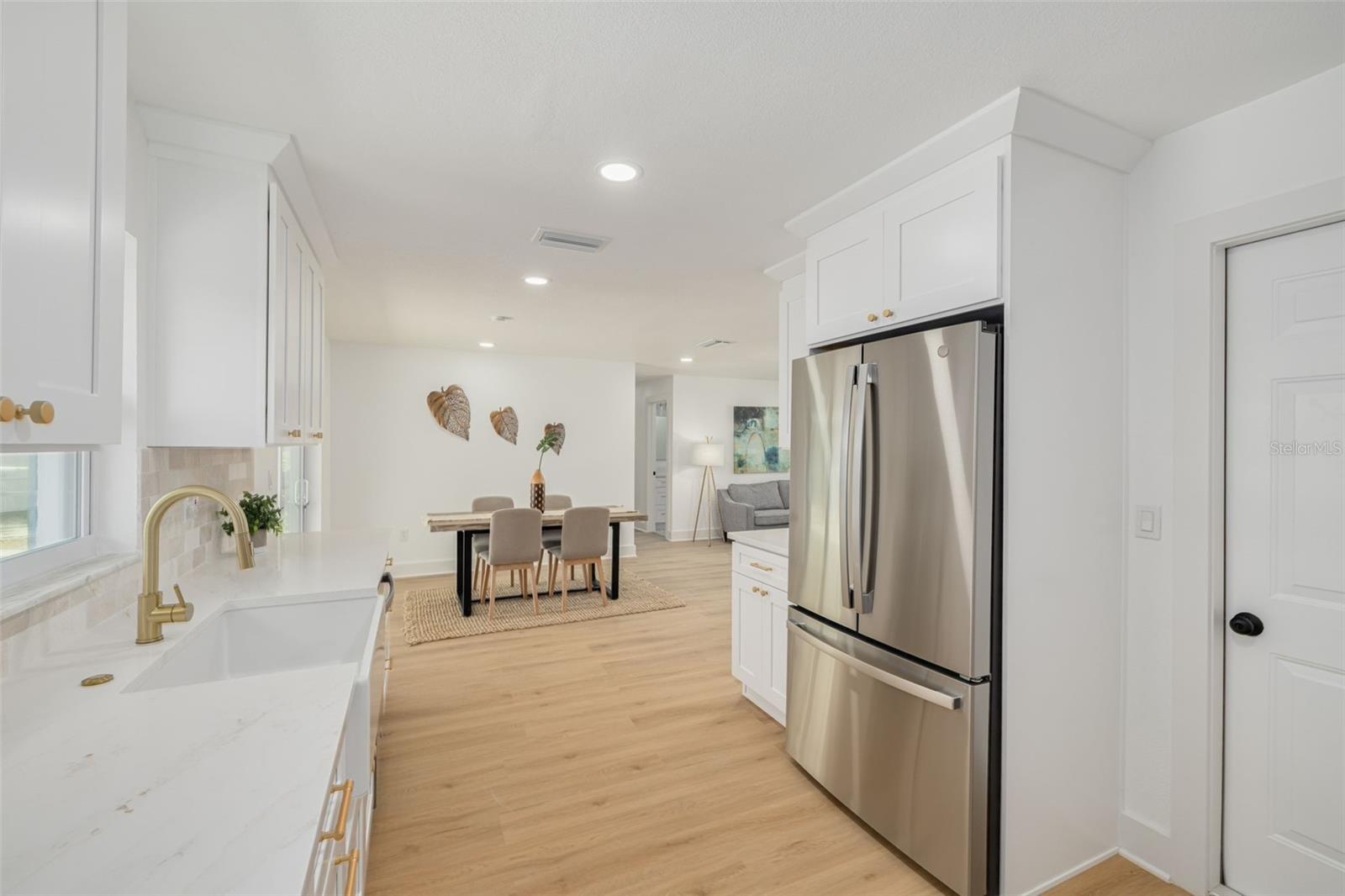 BONNIE BAY COUNTRY CLUB ESTATES PH 6 - Residential