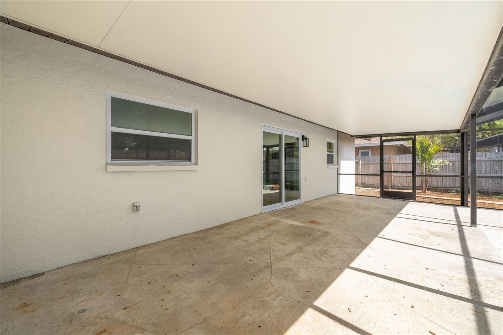 BONNIE BAY COUNTRY CLUB ESTATES PH 6 - Residential