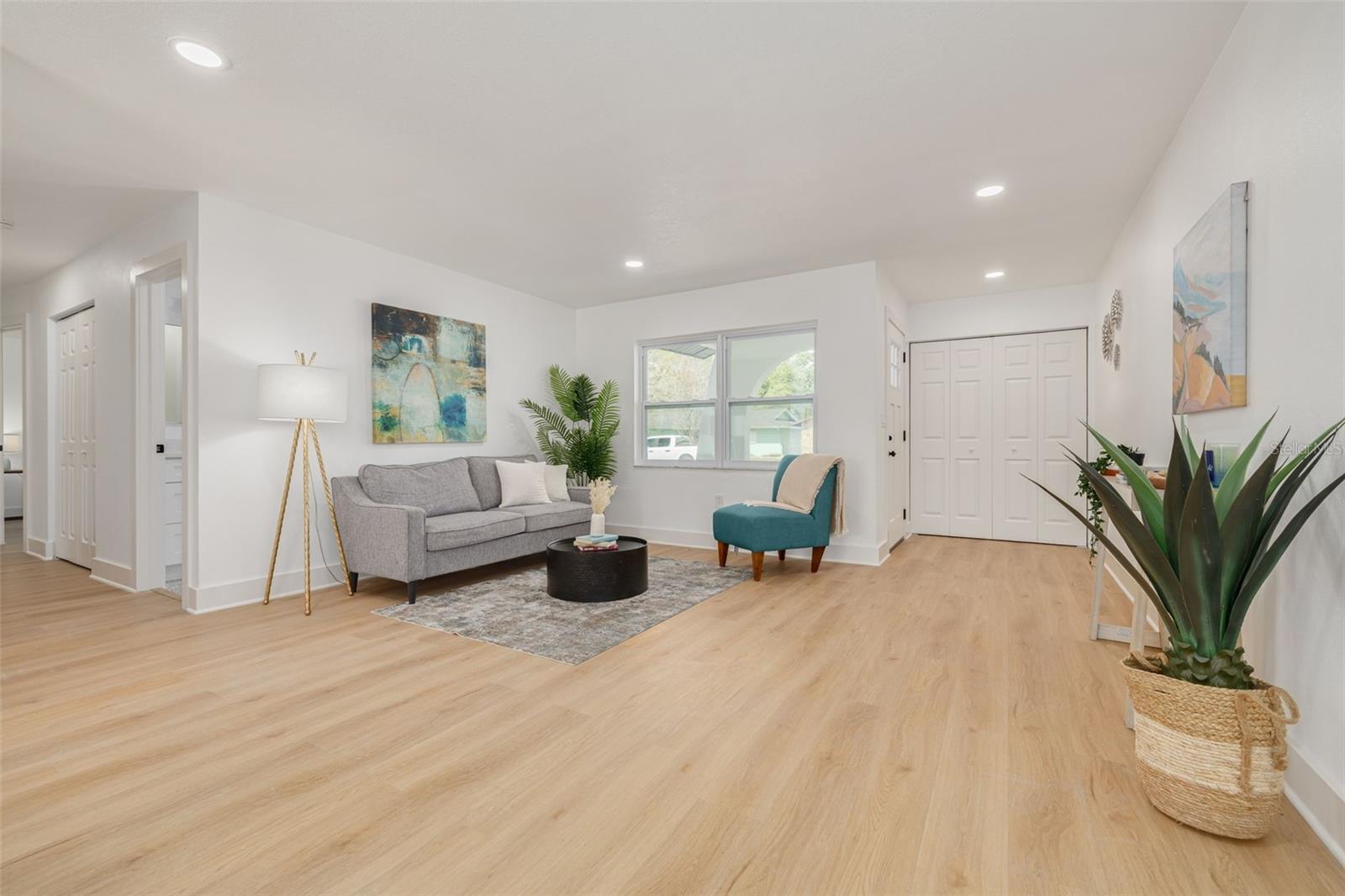 BONNIE BAY COUNTRY CLUB ESTATES PH 6 - Residential