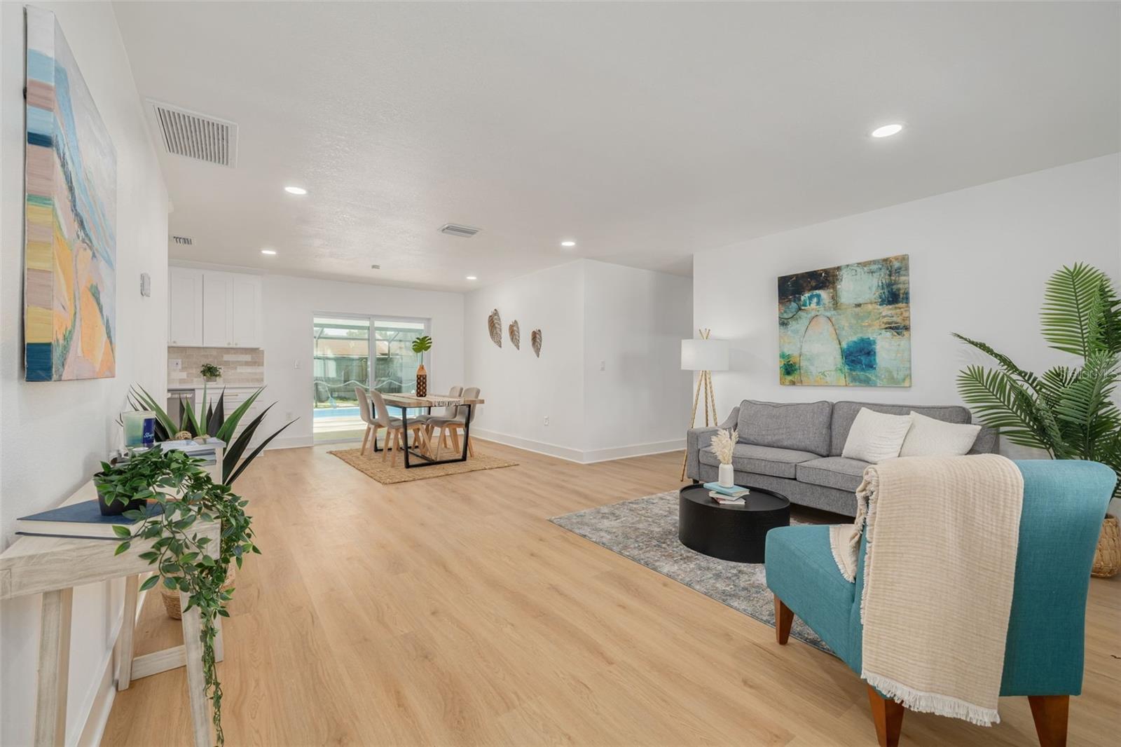 BONNIE BAY COUNTRY CLUB ESTATES PH 6 - Residential