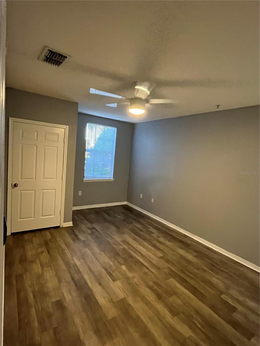 REGISTRY AT MICHIGAN PARK CONDOMINIUM 7941/2400 - Residential