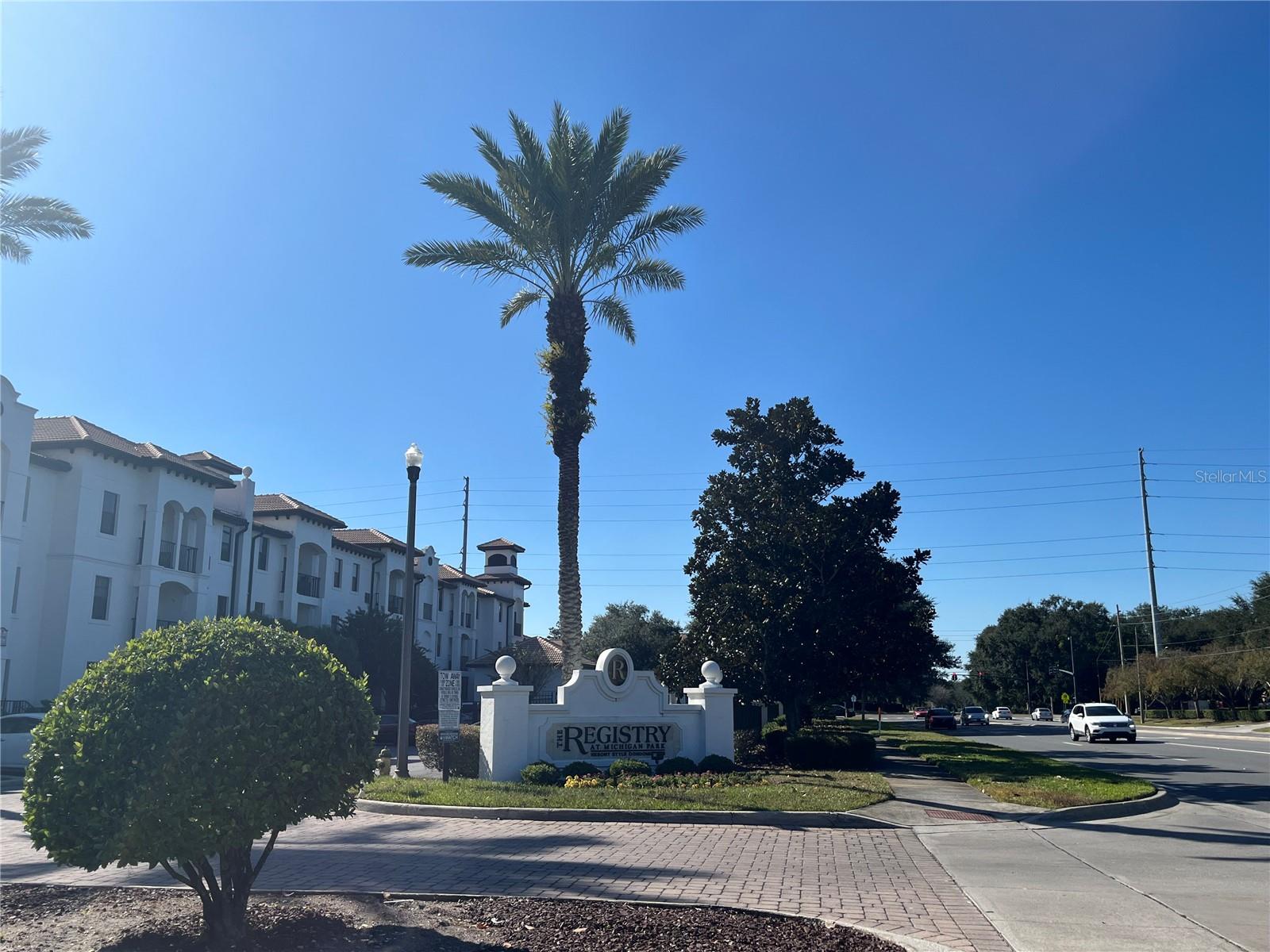 REGISTRY AT MICHIGAN PARK CONDOMINIUM 7941/2400 - Residential