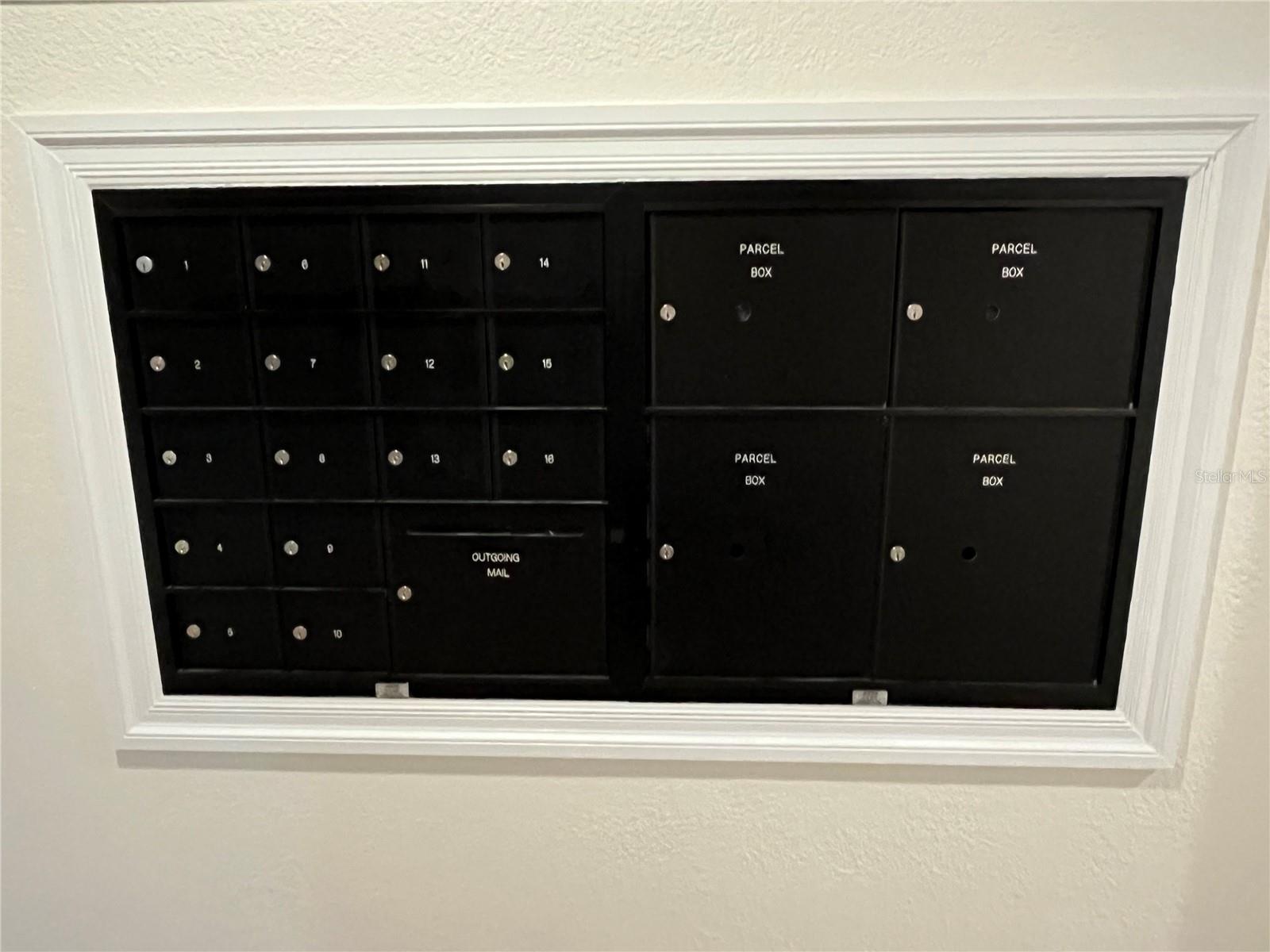 REGISTRY AT MICHIGAN PARK CONDOMINIUM 7941/2400 - Residential