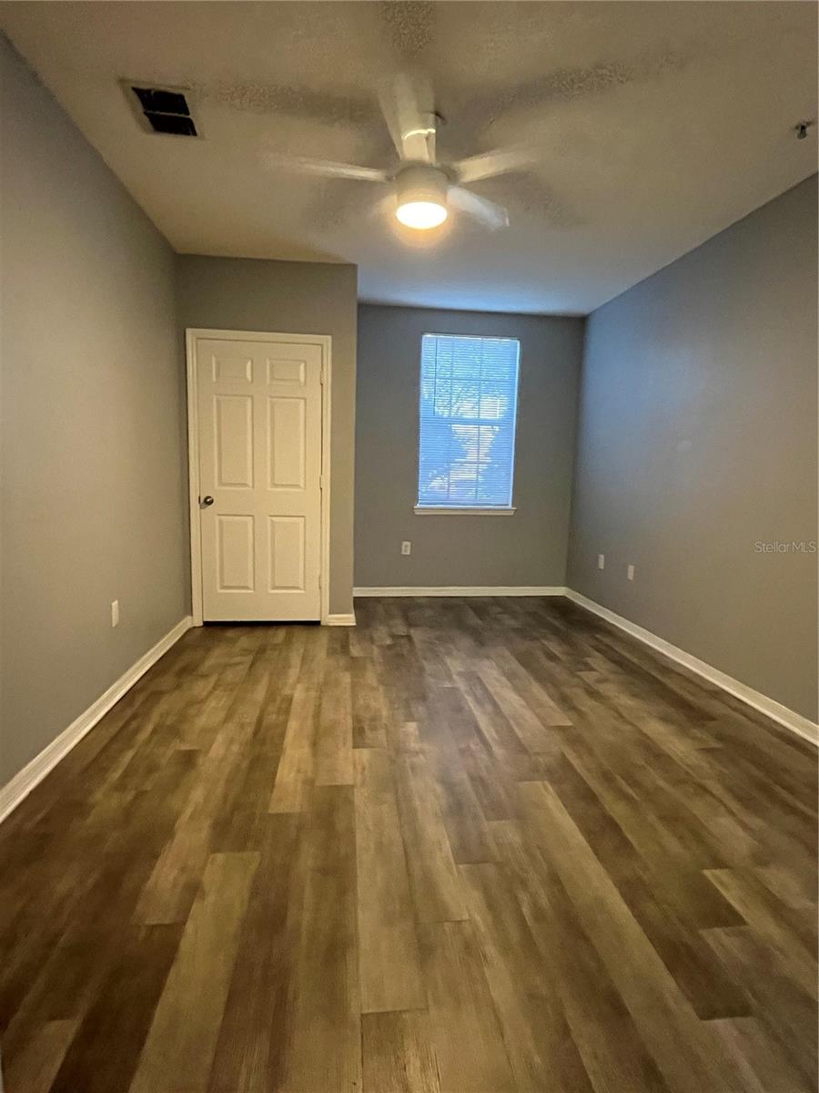 REGISTRY AT MICHIGAN PARK CONDOMINIUM 7941/2400 - Residential