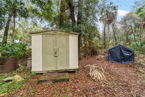 A home in CRYSTAL RIVER