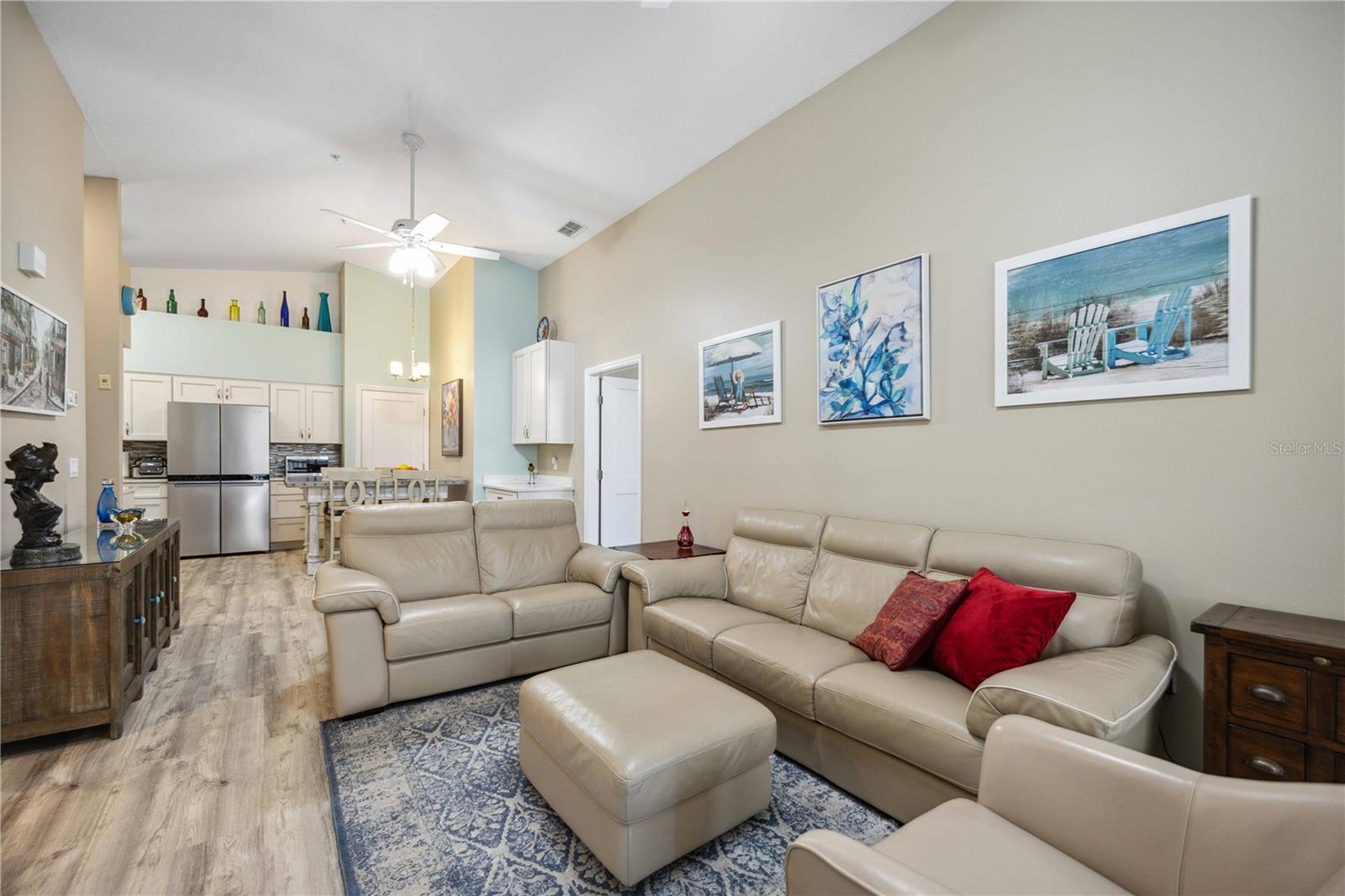 PLAZA DE FLORES - Residential