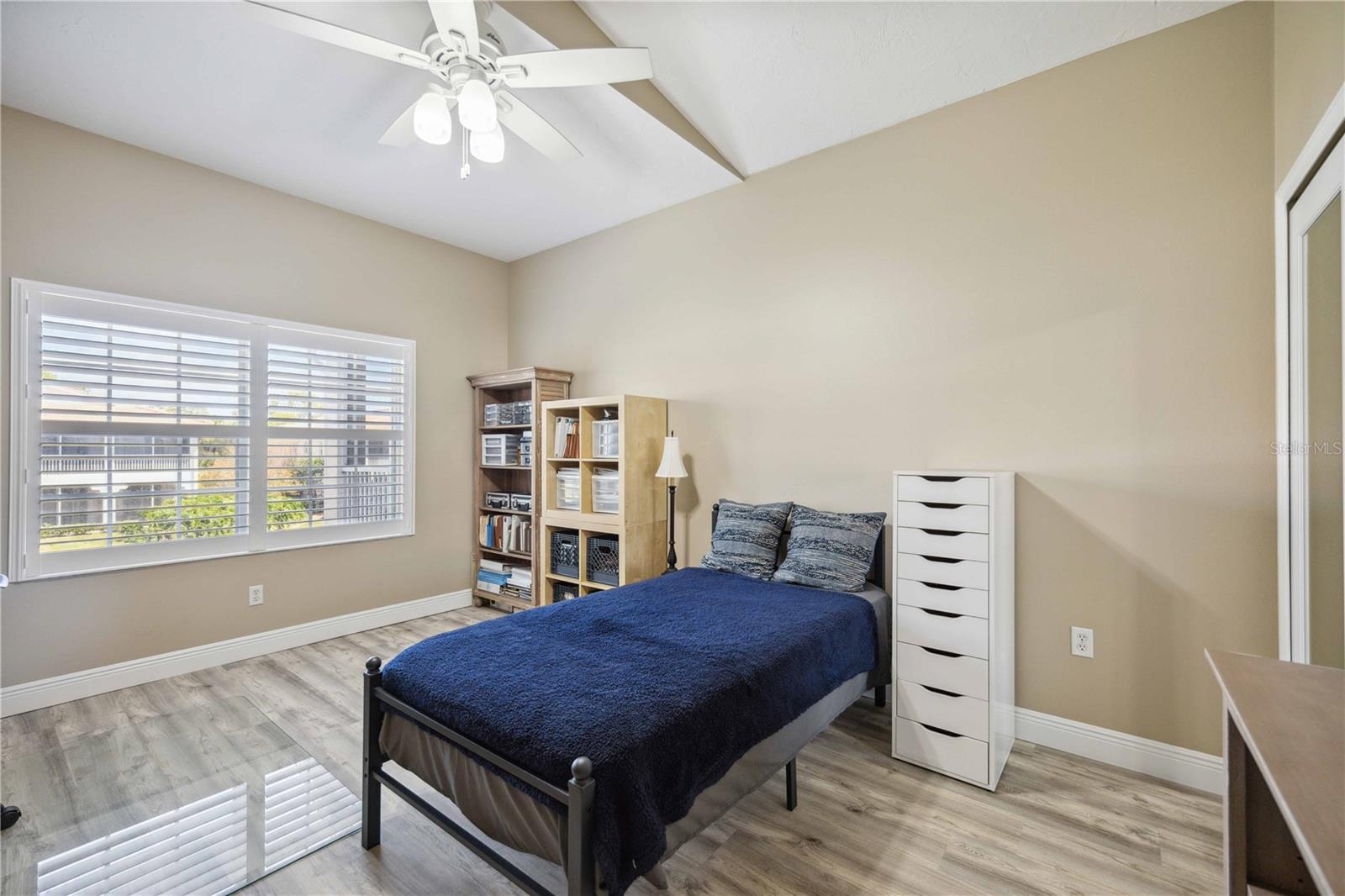 PLAZA DE FLORES - Residential