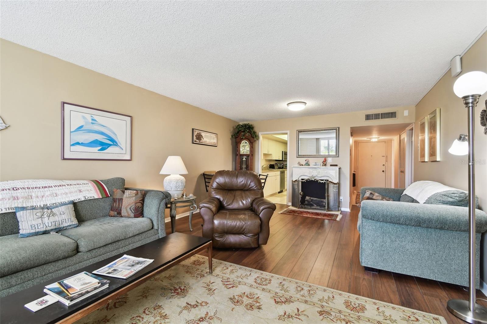 BAY ISLAND GROUP 1 - Residential