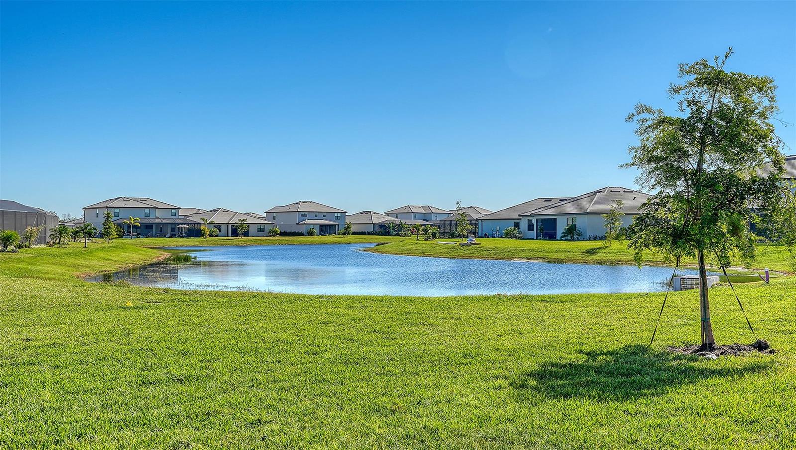 LORRAINE LAKES - Residential Lease