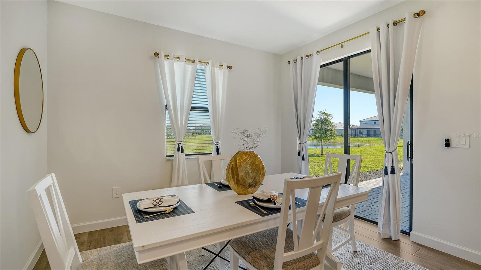 LORRAINE LAKES - Residential Lease