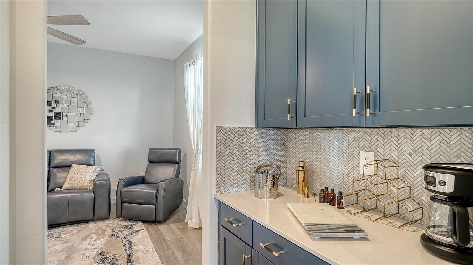 LORRAINE LAKES - Residential Lease