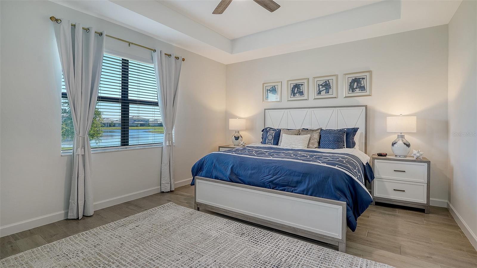 LORRAINE LAKES - Residential Lease