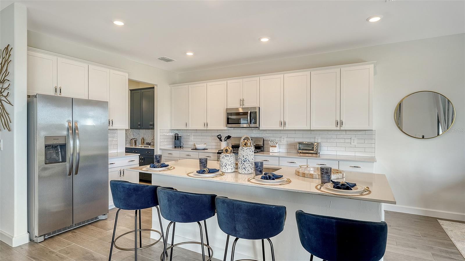 LORRAINE LAKES - Residential Lease