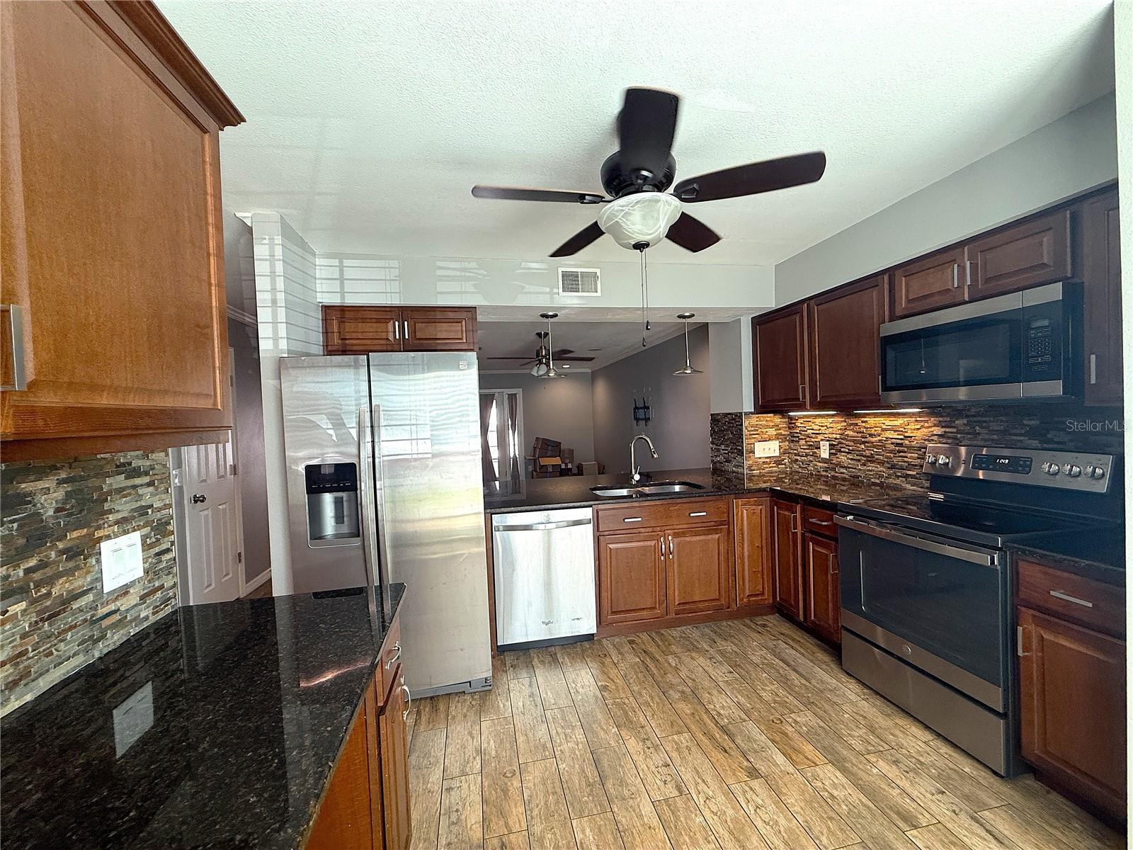 VILLAS OF NORTHDALE PH 2 - Residential Lease