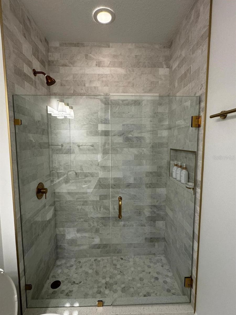 RUBY LAKE PH 1 - Residential Lease