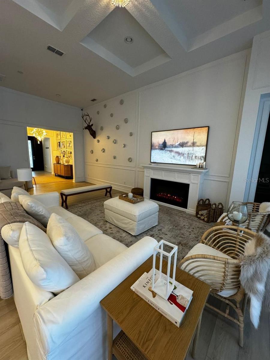 RUBY LAKE PH 1 - Residential Lease