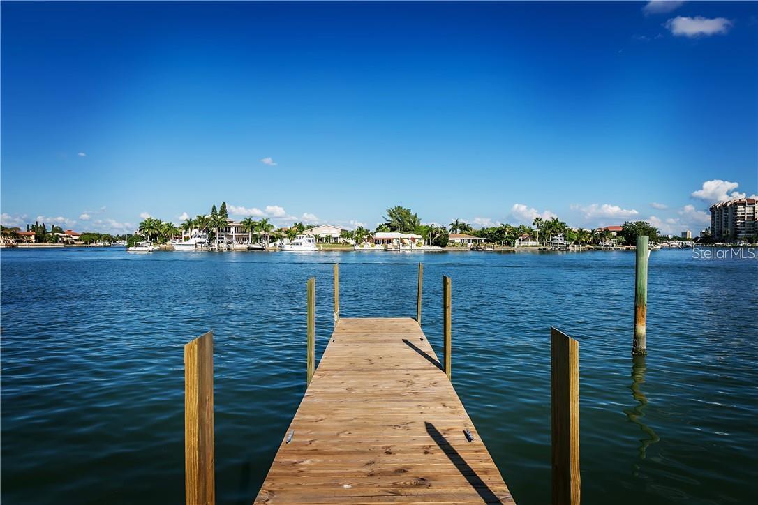 ISLAND INN CONDO - Residential