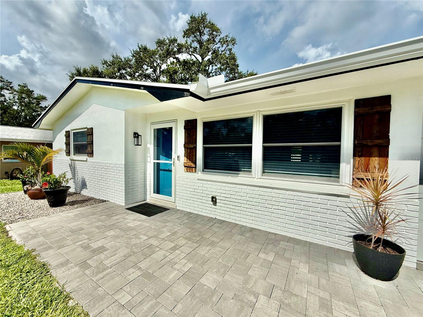 DUNEDIN ISLES COUNTRY CLUB - Residential Lease