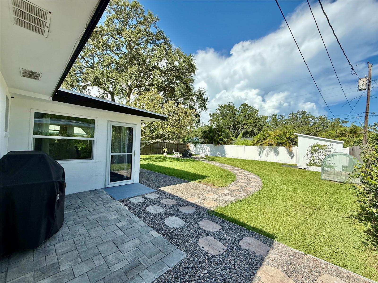 DUNEDIN ISLES COUNTRY CLUB - Residential Lease