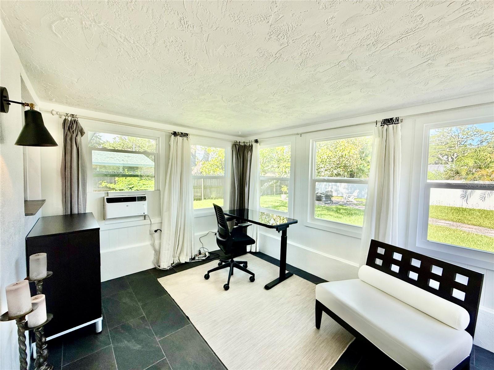 DUNEDIN ISLES COUNTRY CLUB - Residential Lease