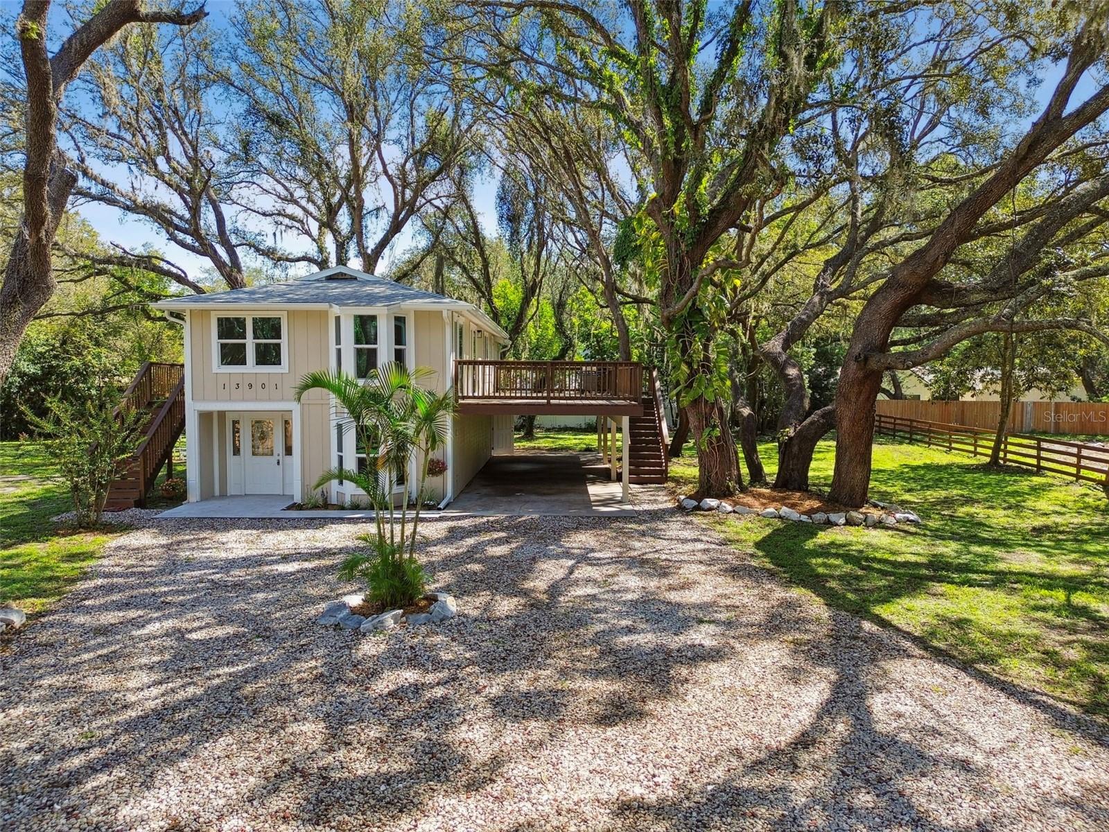 13901 VACATION LANE